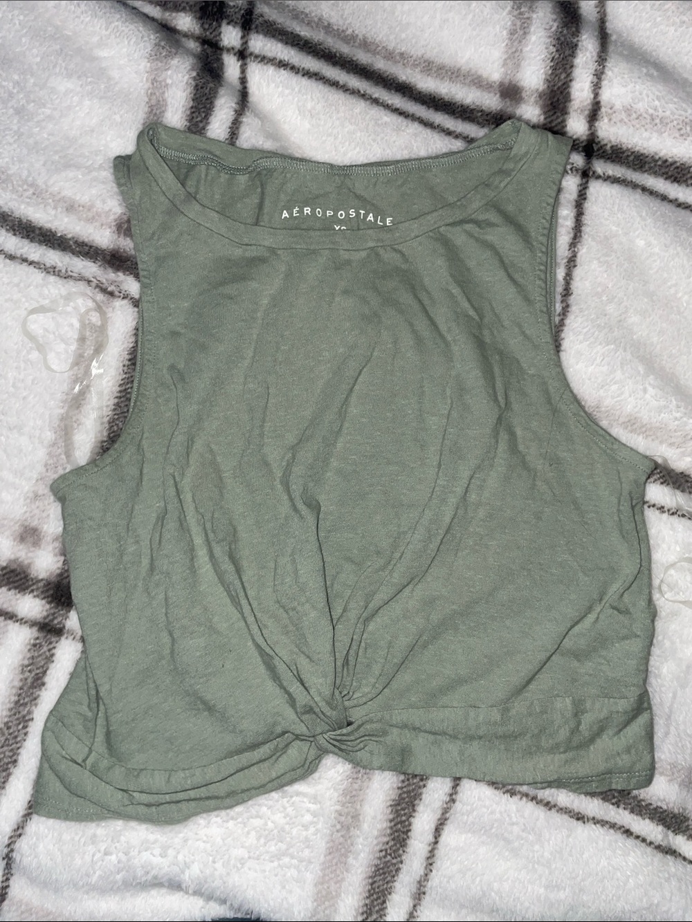 Aero Knotted Crop Top